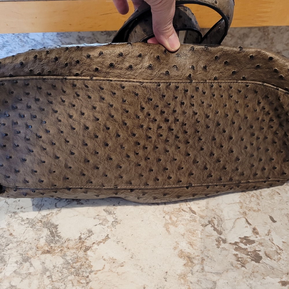 Purse - Picture 2 of 7
